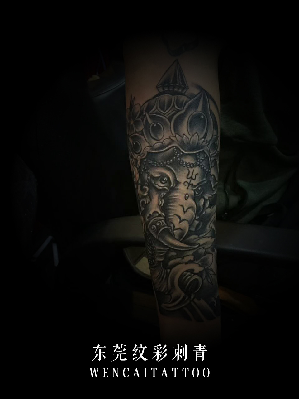 ݸĽС۰ͼ